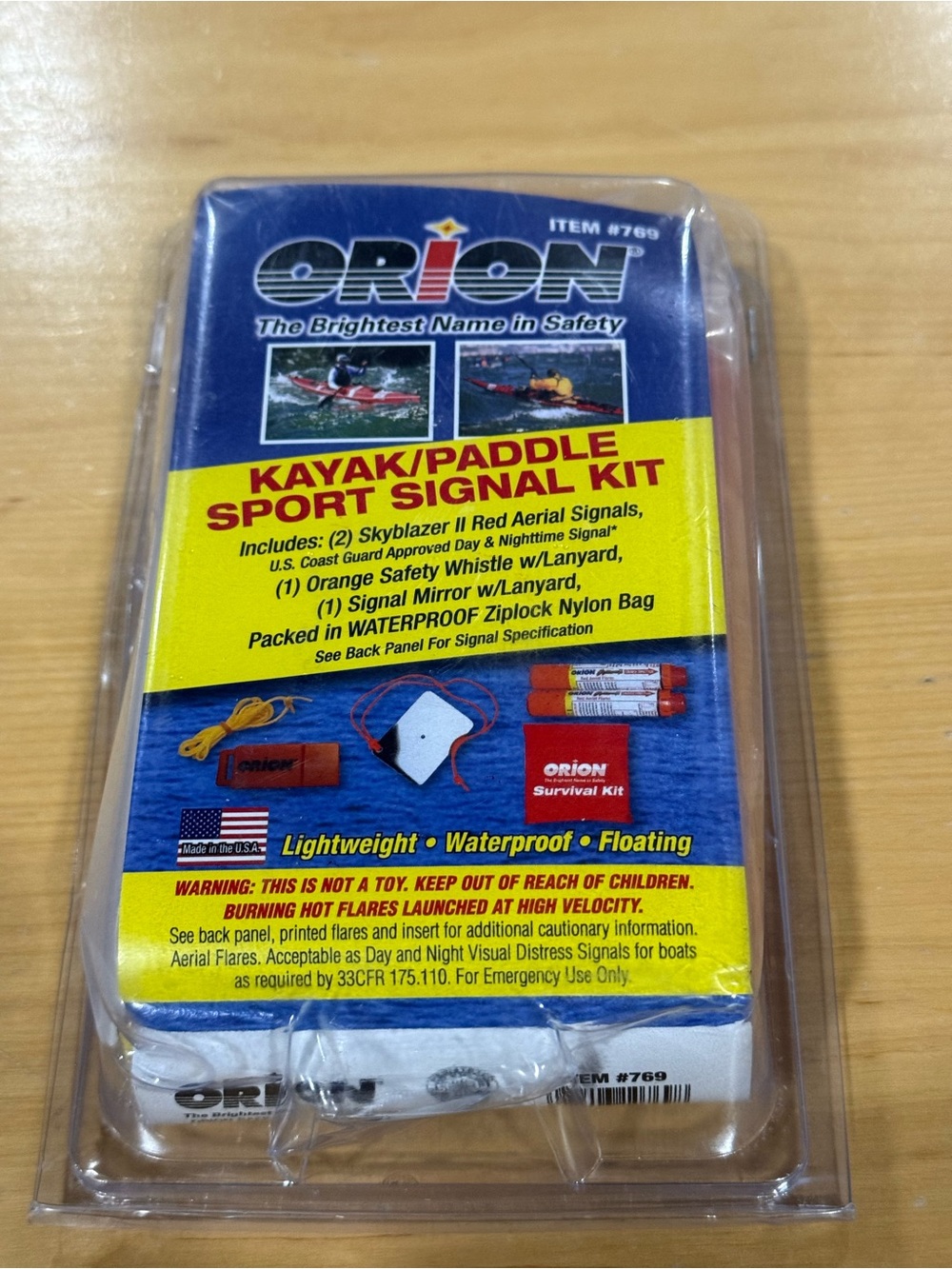 Orion #769 Kayak/Paddle Sport Signal Kit - 2 Aerial Signals, Whistle, Mirror NIB